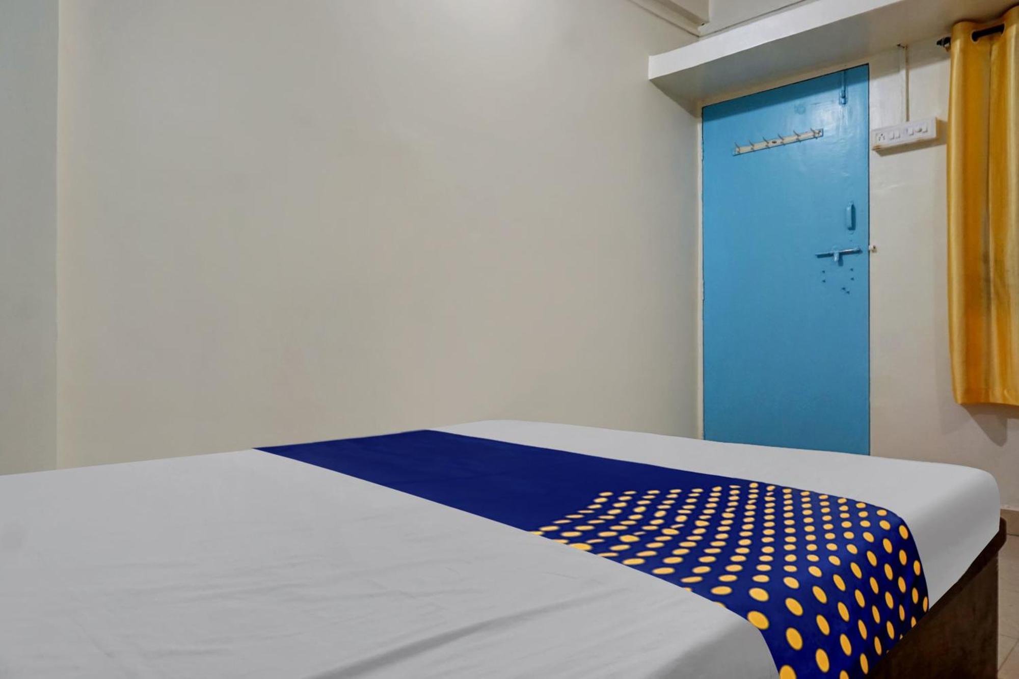 Spot On Samadhan Lodge Pune Bagian luar foto
