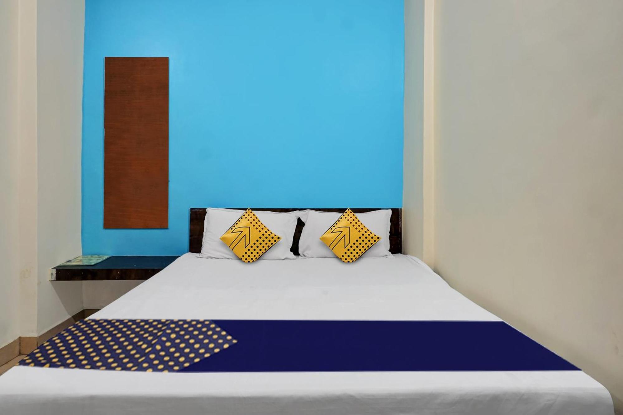 Spot On Samadhan Lodge Pune Bagian luar foto