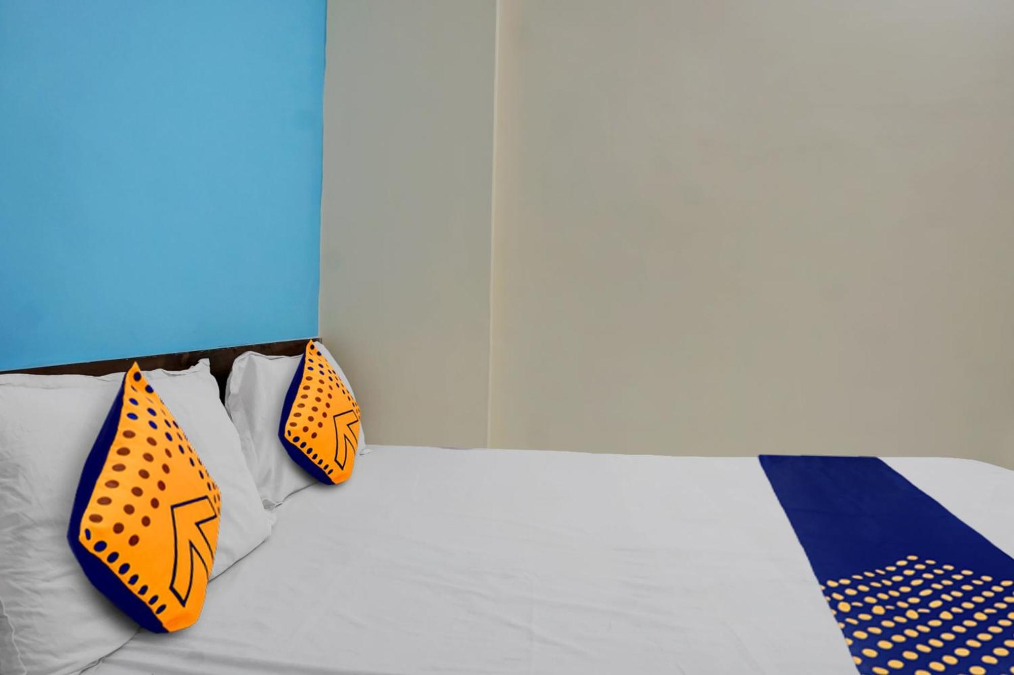 Spot On Samadhan Lodge Pune Bagian luar foto