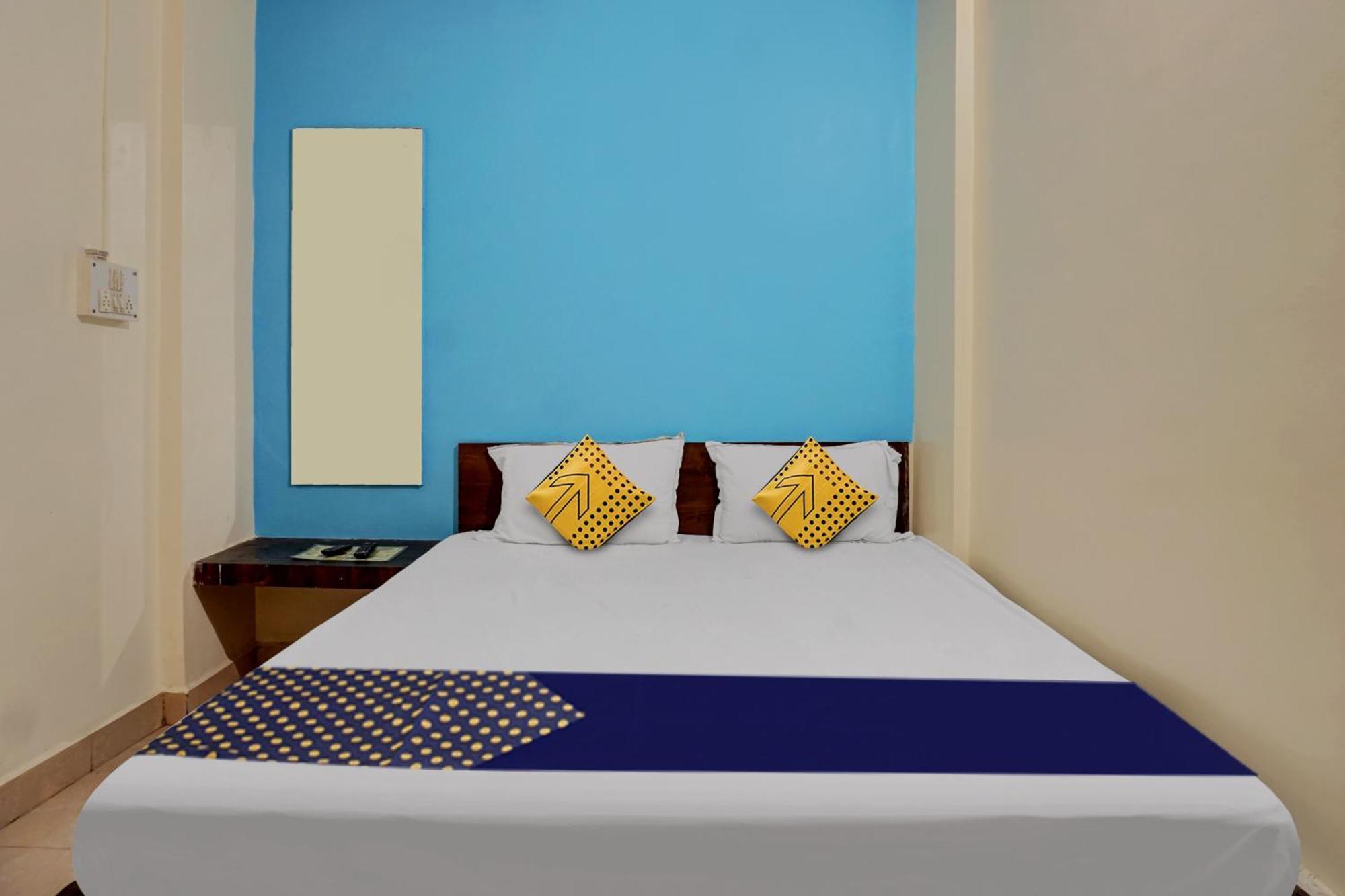 Spot On Samadhan Lodge Pune Bagian luar foto